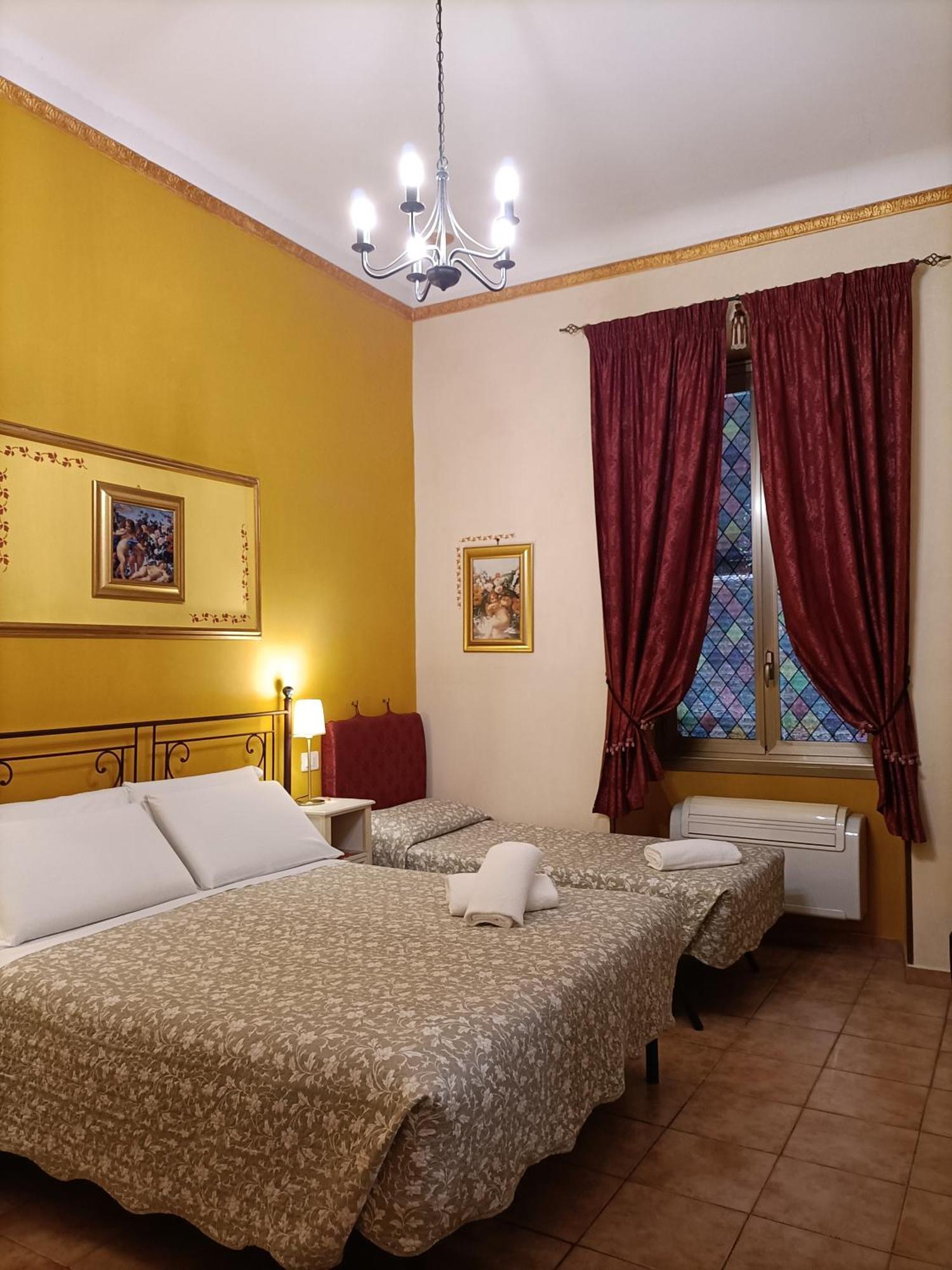 Rossi Hotel Rome Bagian luar foto